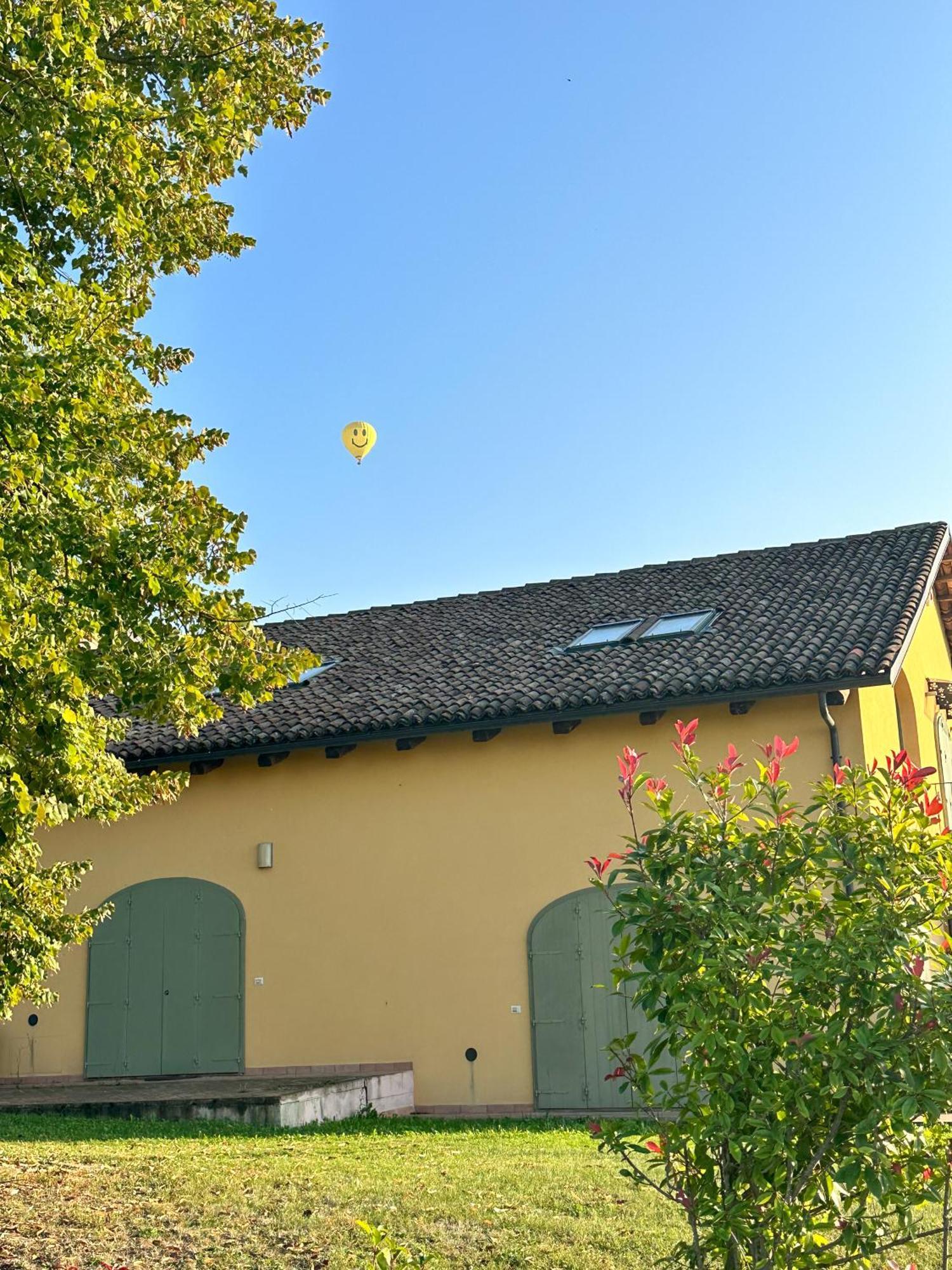 فيلا Just Langhe Casa Barolo نوفيلو المظهر الخارجي الصورة