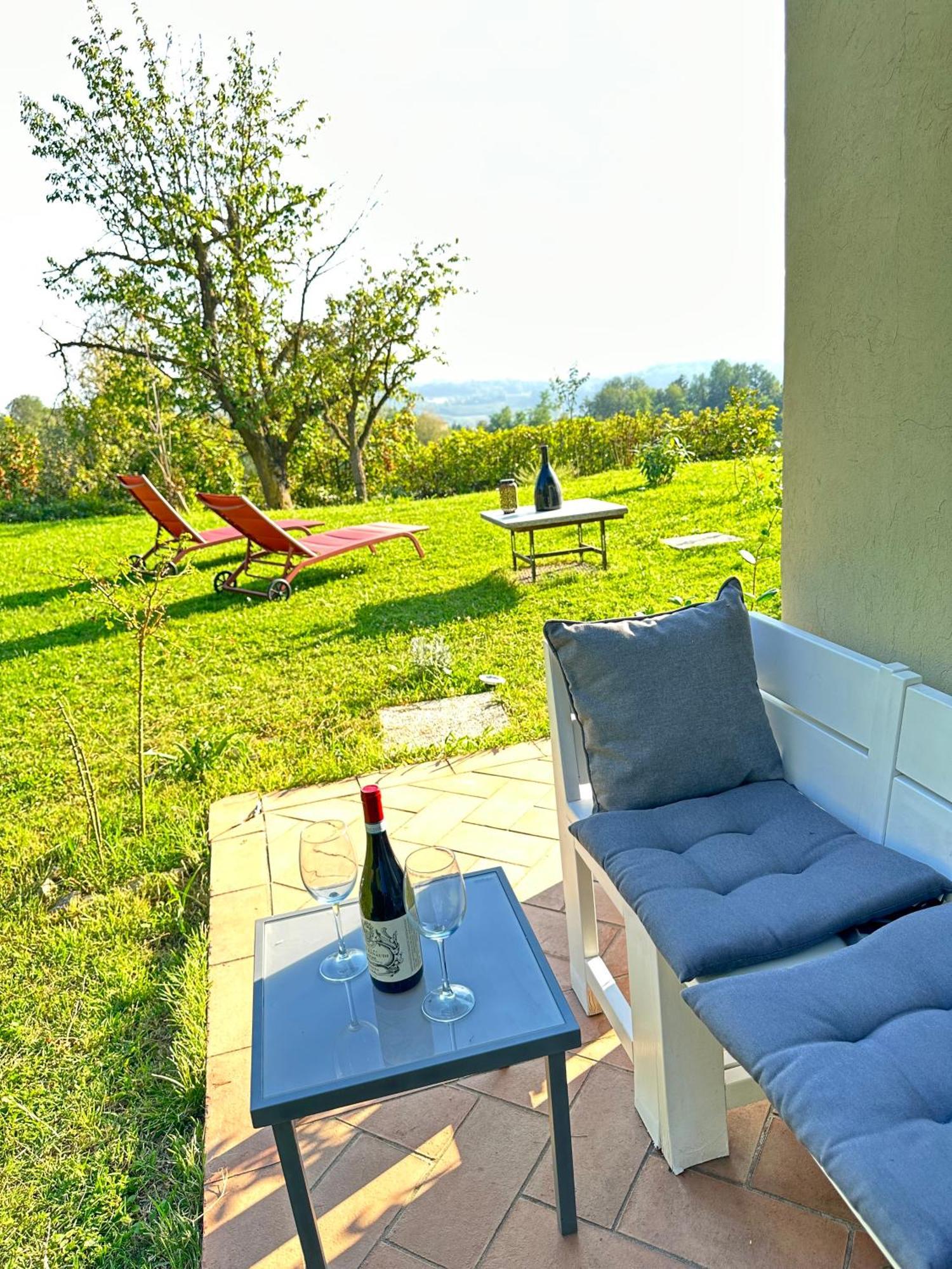 فيلا Just Langhe Casa Barolo نوفيلو المظهر الخارجي الصورة