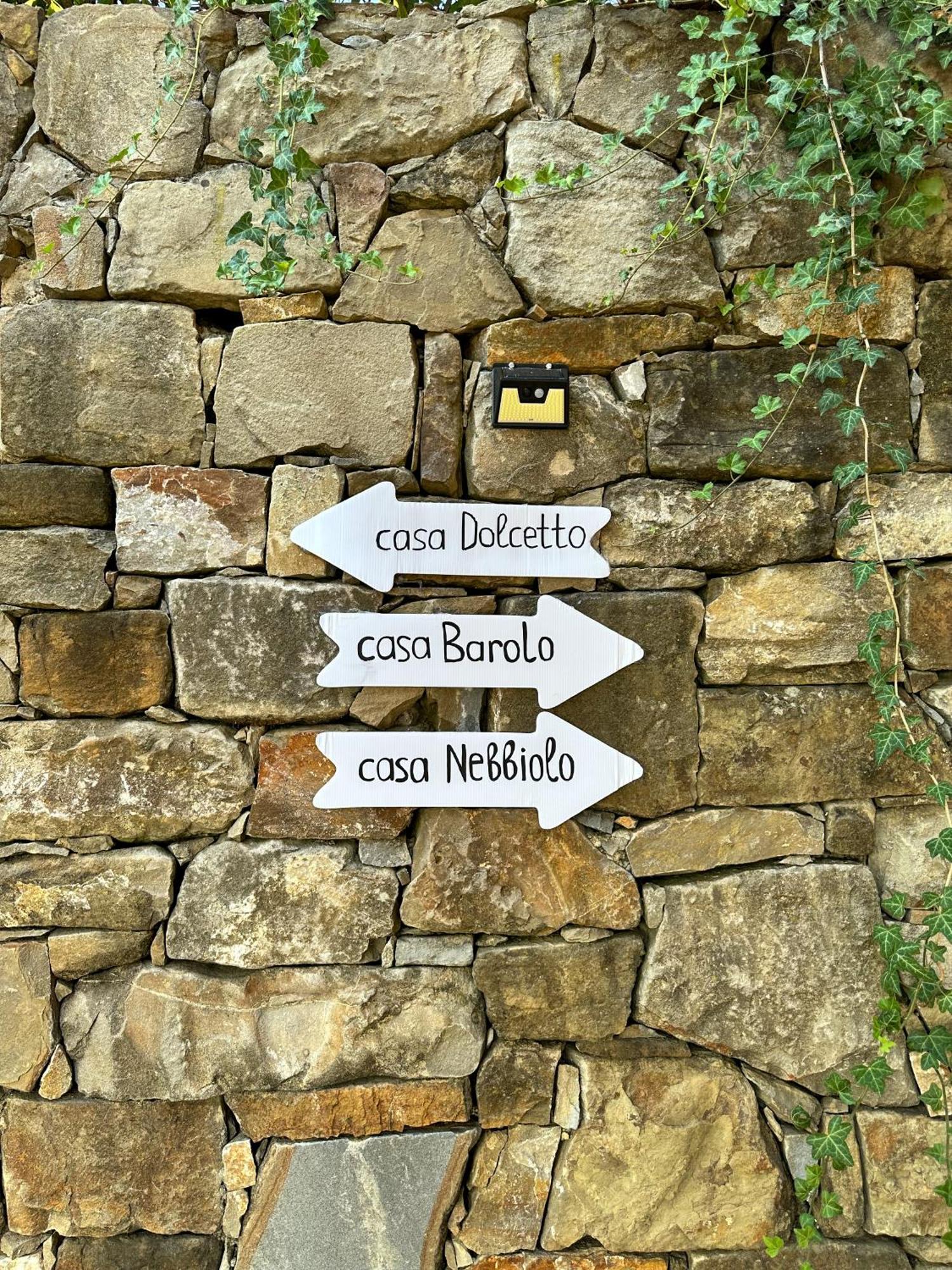 فيلا Just Langhe Casa Barolo نوفيلو المظهر الخارجي الصورة