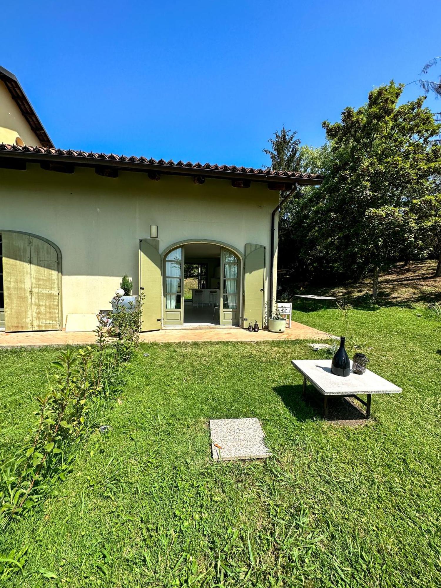 فيلا Just Langhe Casa Barolo نوفيلو المظهر الخارجي الصورة